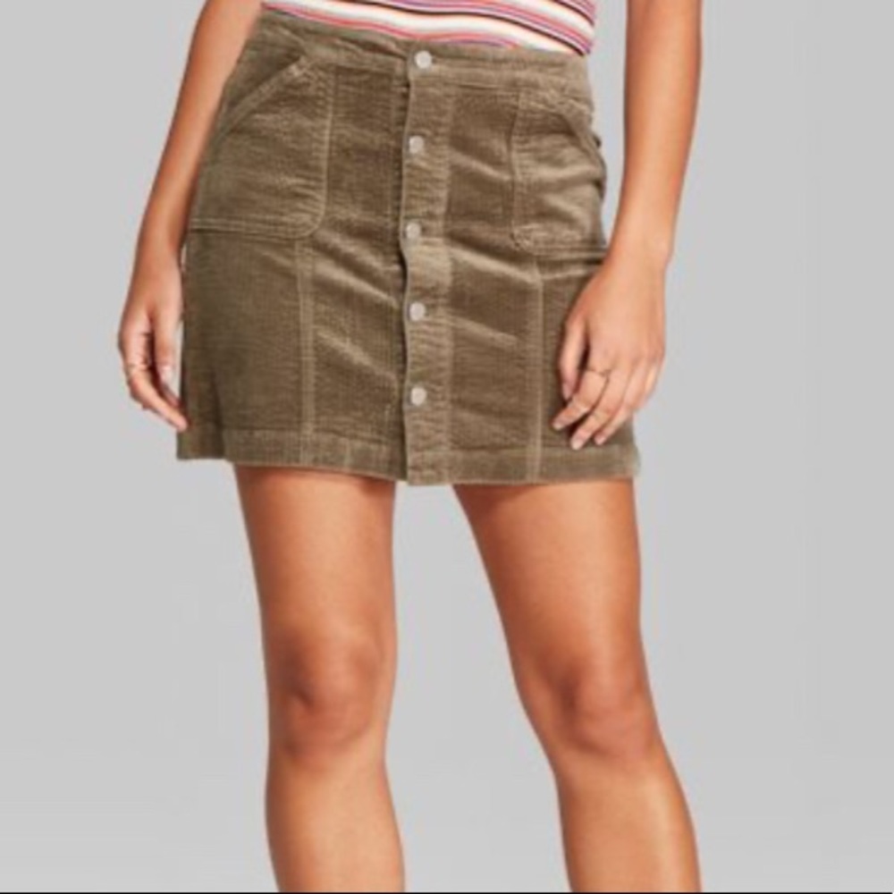 Vintage 90’s Mini Corduroy Skirt in Olive